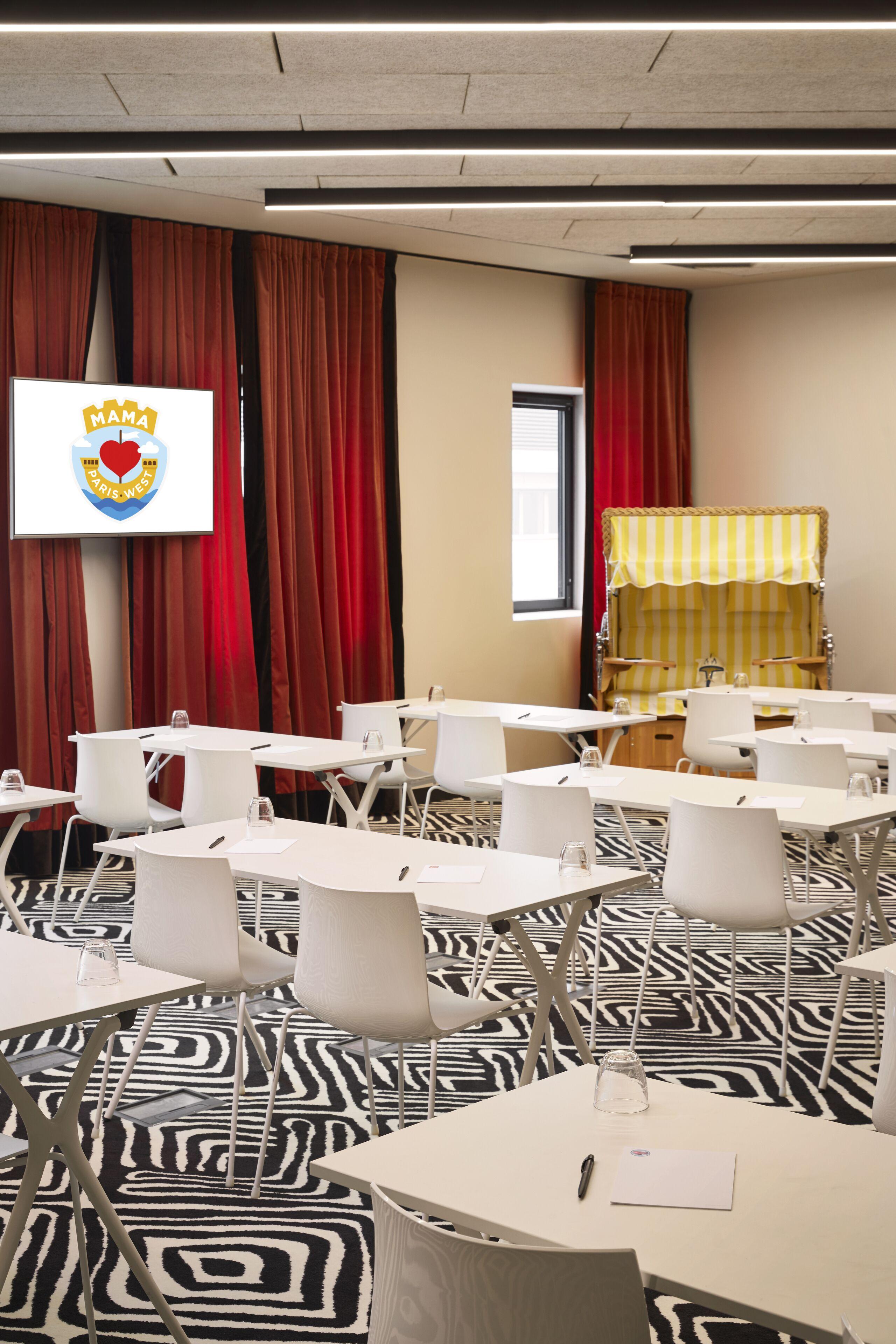 Hotel Mama Shelter West 3*