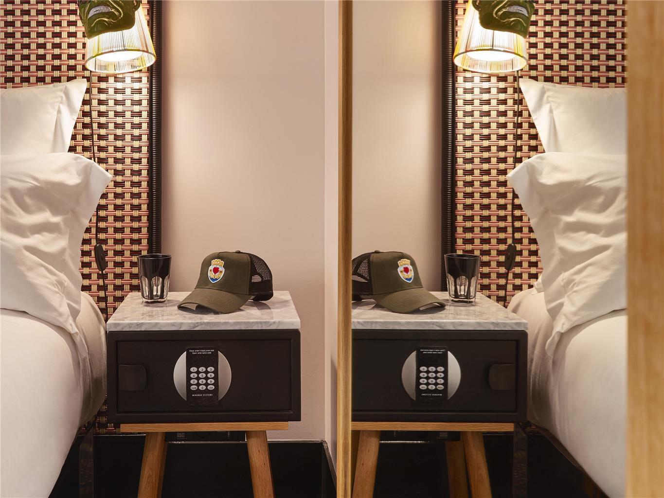 Mama Shelter West 3* Paris