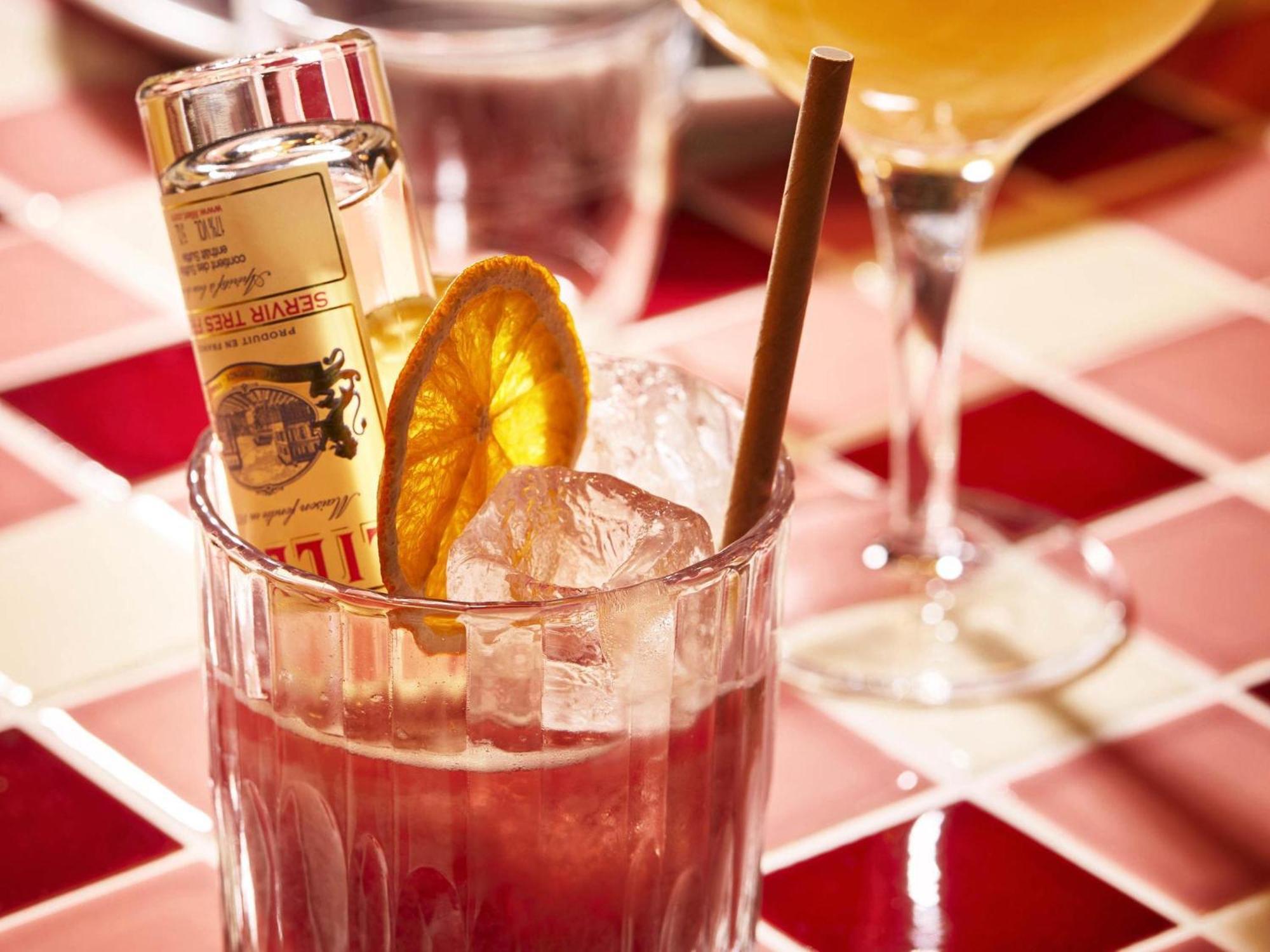 Mama Shelter West 3*