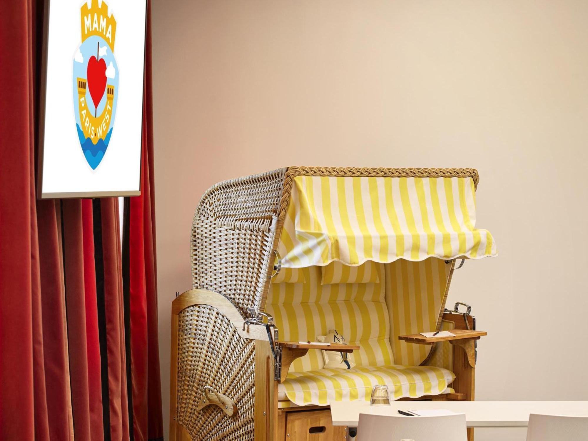 Mama Shelter West Hotel 3*