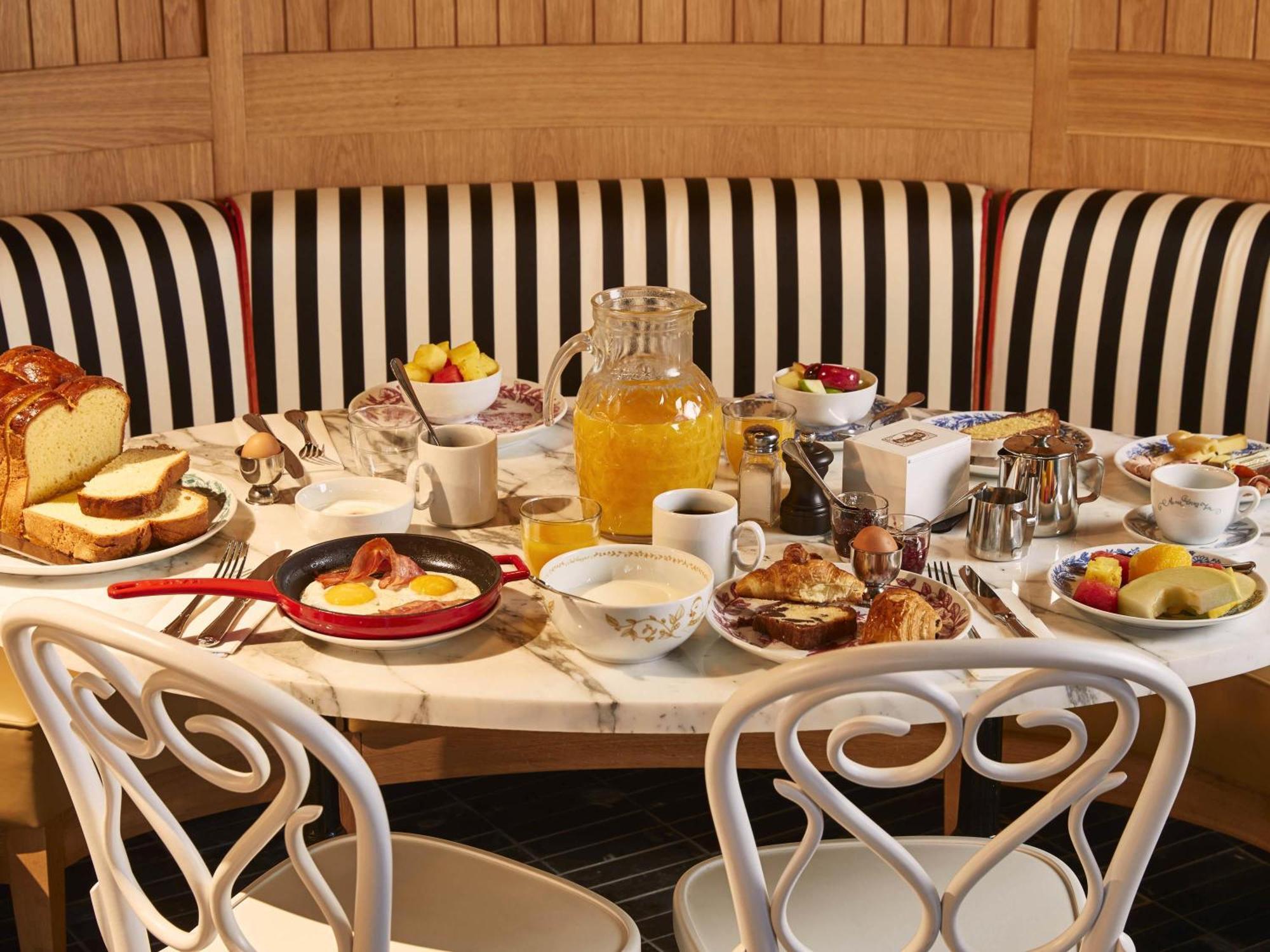 Mama Shelter West Hotel Parigi